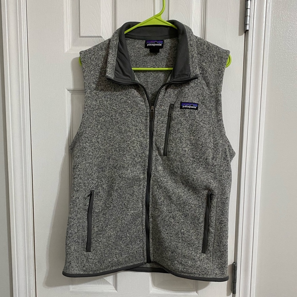Patagonia Men’s better sweater vest gray size m